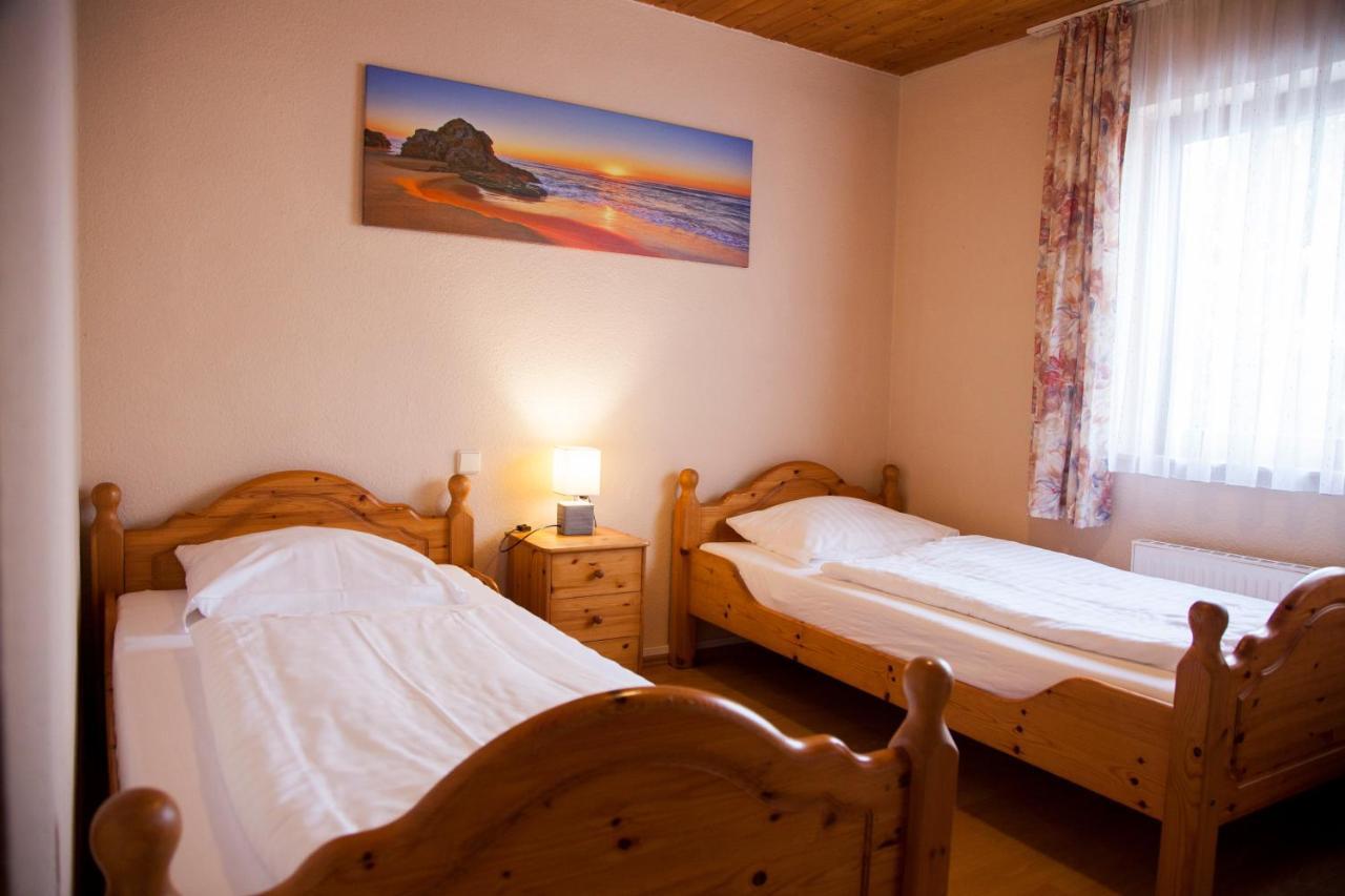 Gaestehaus Haeuser Linden  Eksteriør billede